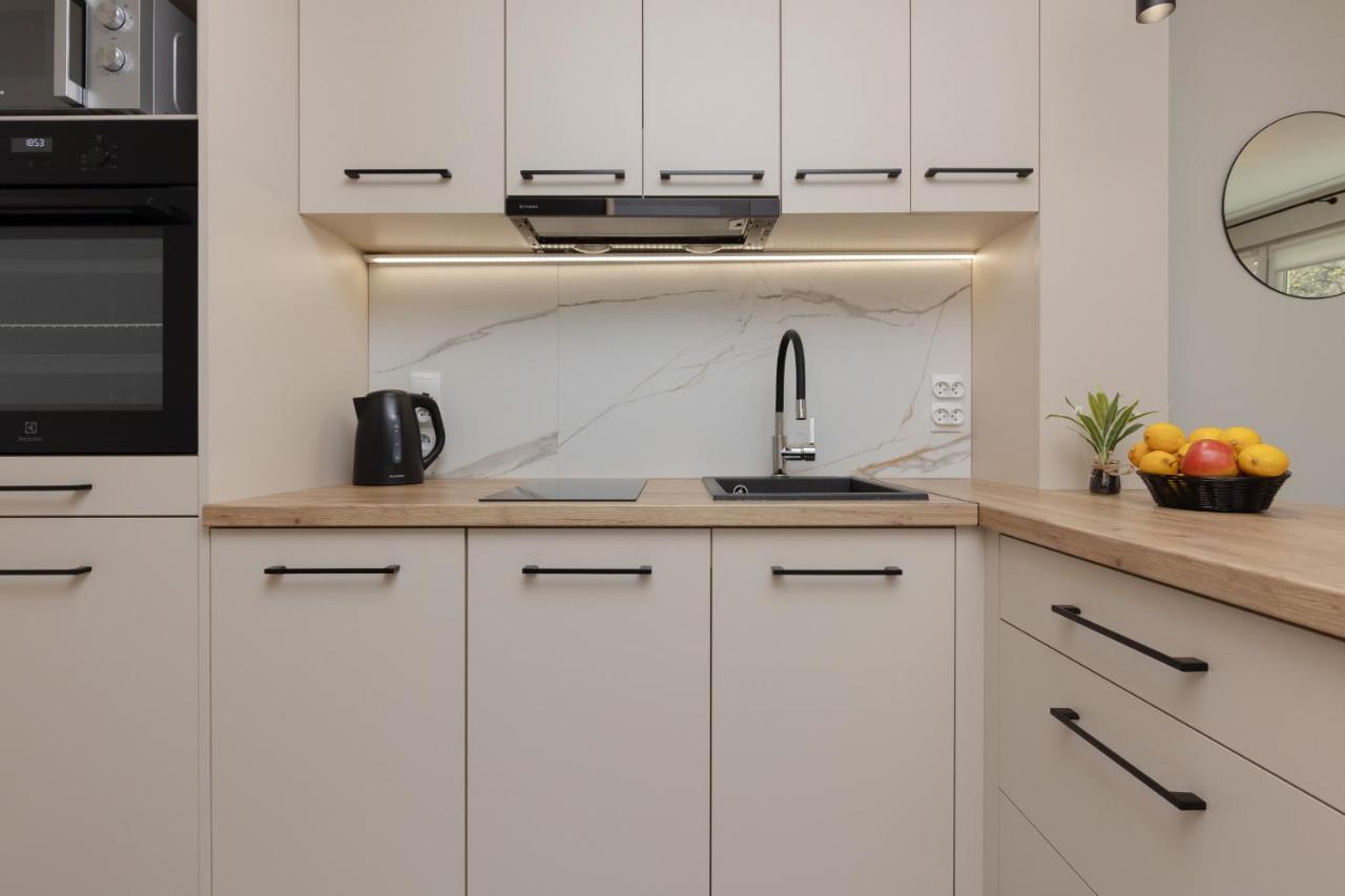 Aleja Jana Pawla II Studio Warsaw By Noclegi Renters Exteriér fotografie