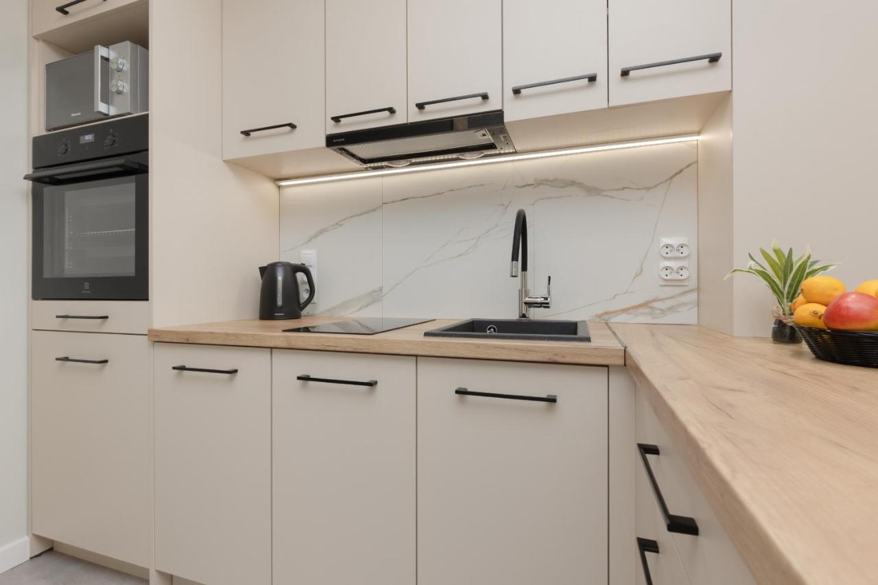 Aleja Jana Pawla II Studio Warsaw By Noclegi Renters Exteriér fotografie